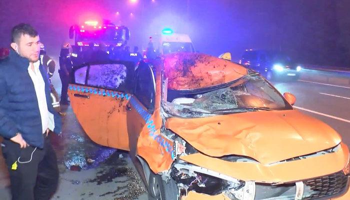 Eyüpsultan'da akılalmaz kaza! Taksi, ata çarptı: At öldü, 2 kişi yaralandı