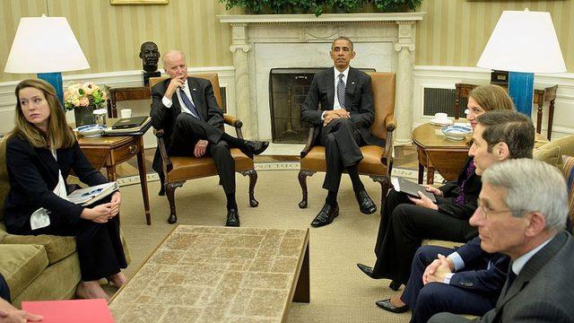 Amy Pope (Sol başta), BM'deki görevinden önce Beyaz Saray'da ABD eski başkanı Barack Obama ve ABD Başkanı Joe Biden'la çalıştı.