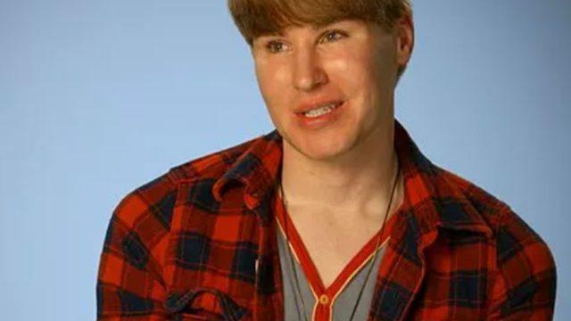 Justin Bieber’ı yakışıklı olduğu için kıskandı! Ona benzeyebilmek için 100 farklı estetik ameliyat oldu