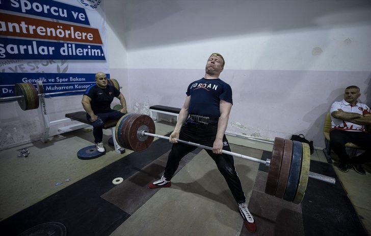 Görme engelli milli haltercilerin "paralimpik" bekleyişi G1
