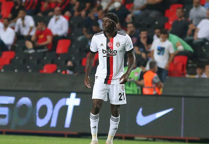 Beşiktaş'ta N'Sakala ile yollar ayrılıyor