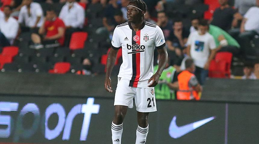 Beşiktaş'ta N'Sakala ile yollar ayrılıyor