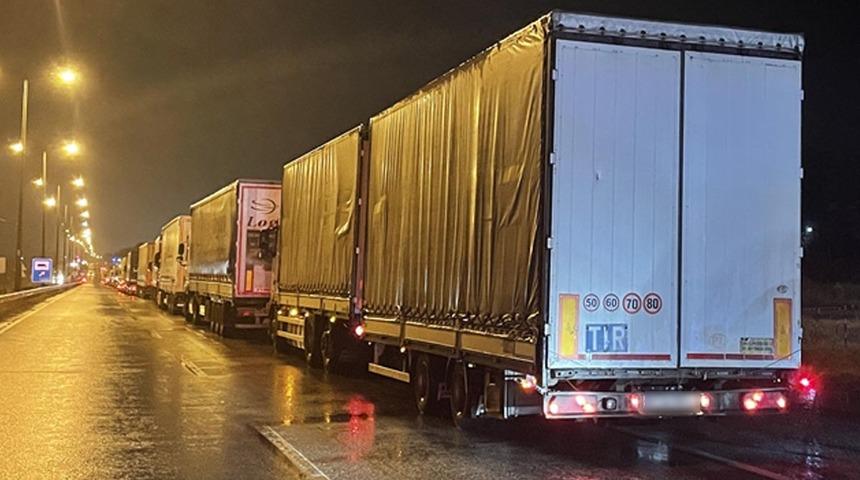 Kapıkule Sınır Kapısı'nda yangın! 5 kilometrelik araç kuyruğu oluştu