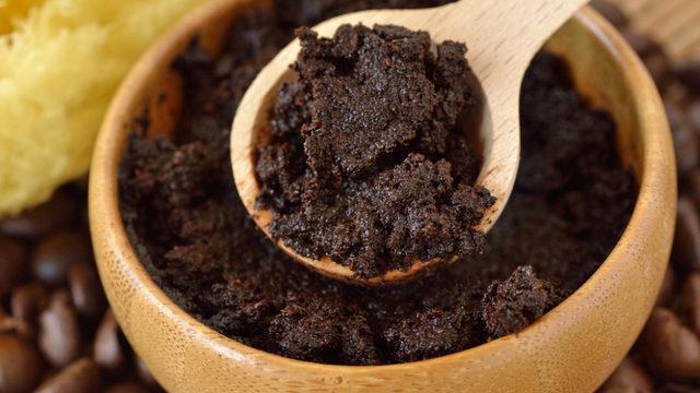 Kırk yıl hatırı var, çeşit çeşit faydası var! İşte kahve telvesiyle yapabilecekleriniz...