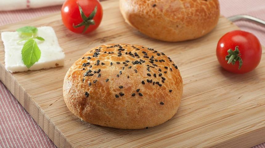 Günler geçse de bayatlamıyor! Bu enfes poğaça tarifinden vazgeçemeyeceksiniz