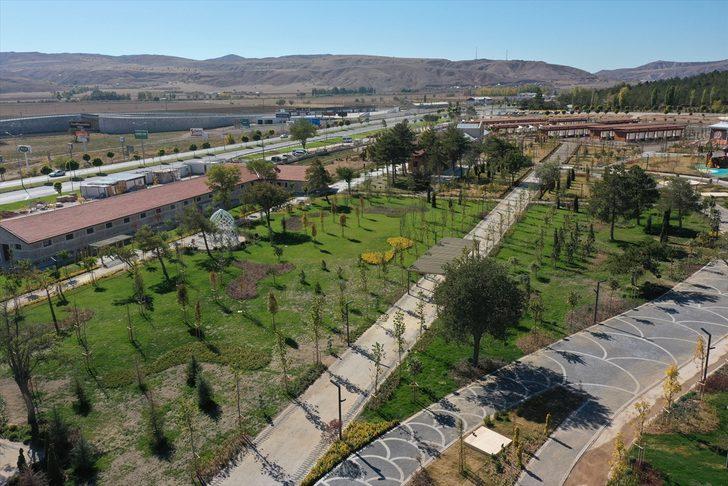 Sivas'ın 100 milyon liralık vizyon projesi "Hamidiye Park" kapılarını açıyor G1