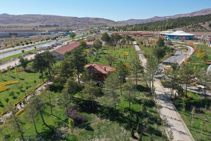 Sivas'ın 100 milyon liralık vizyon projesi "Hamidiye Park" kapılarını açıyor G2