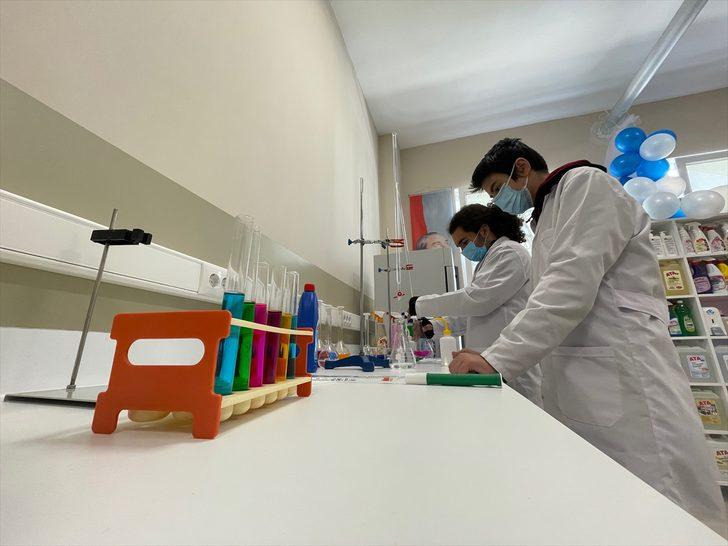 Samsun'da "Ata Kimya" markasıyla üretim yapan liseden 5 milyon liralık ciro G1