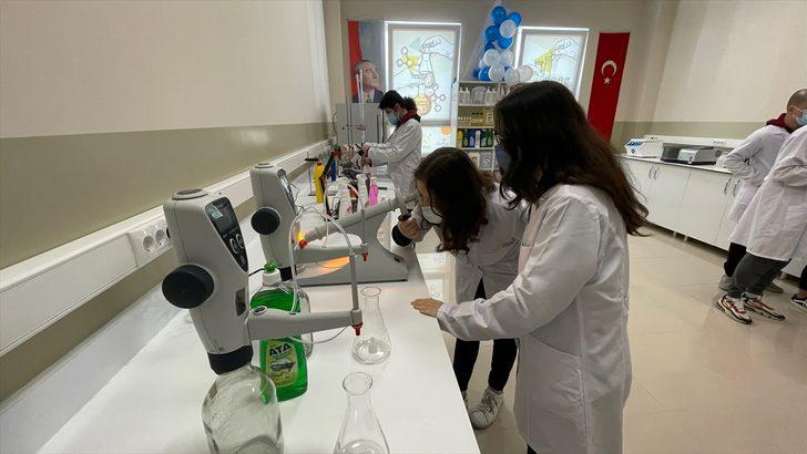 Samsun'da "Ata Kimya" markasıyla üretim yapan liseden 5 milyon liralık ciro G2