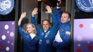 Beklenen oldu! Uzayda çekilen ilk film Vyzov (Sınanma) ekibi akşam yemeğini paylaştı