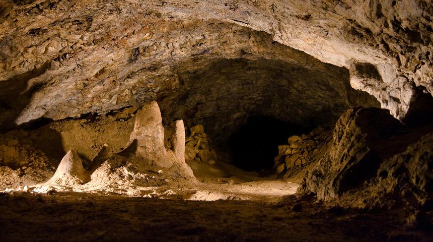 Mağarada sünnet şöleni       