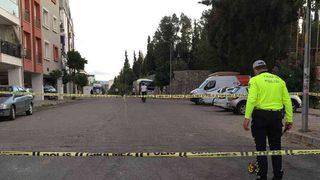 Eski eşinin kocasına otomobille çarpıp 450 metre sürükledi