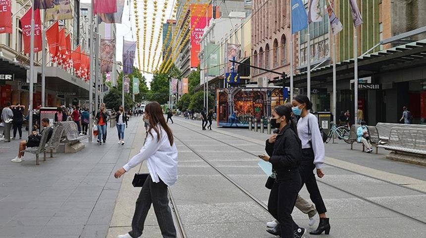 Avustralya'da Delta varyantı kâbusu! Günlük vaka sayısı en yüksek seviyeyi gördü