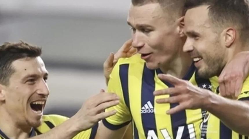 Sevilla Szalai için Fenerbahçe'nin kapısını çalacak: 20 milyon Euro'luk teklif