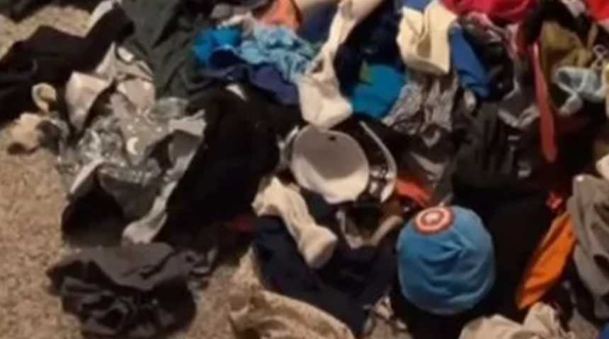 G&ouml;renler &ccedil;amaşırhane zannetti! 11 &ccedil;ocuk annesi Britni Church&rsquo;in &ccedil;amaşır g&uuml;n&uuml; paylaşımı sosyal medyada viral oldu