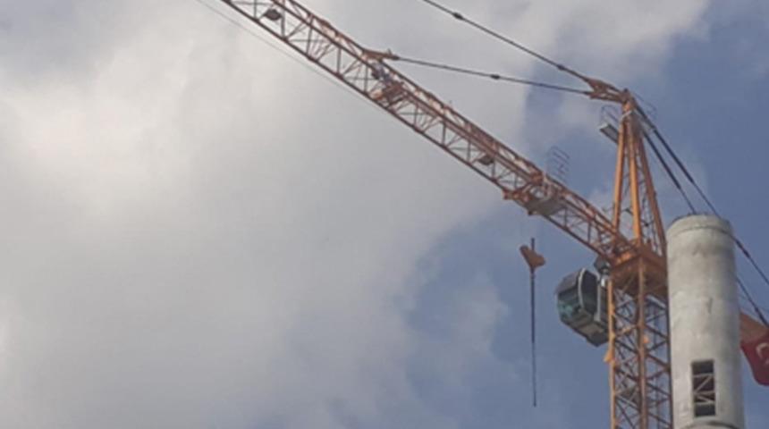 Hatay'da vinçte intihar girişimi