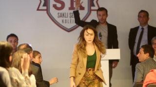 Yalancı 5. yeni bölümden ön izleme sahnesi yayınlandı! Mehmet Emir'in planı Deniz'i şoke ediyor!