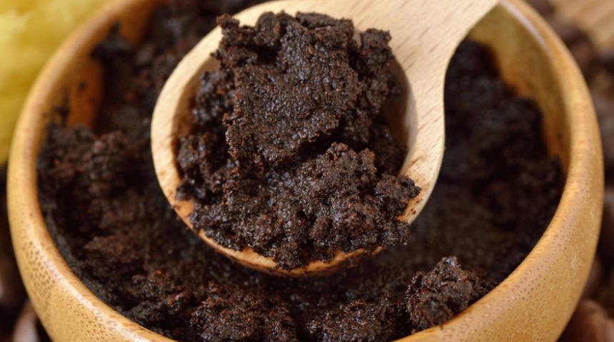 Kahve bu işe de yarıyormuş! Peeling etkisi yaratan kahveli cilt maskeleri