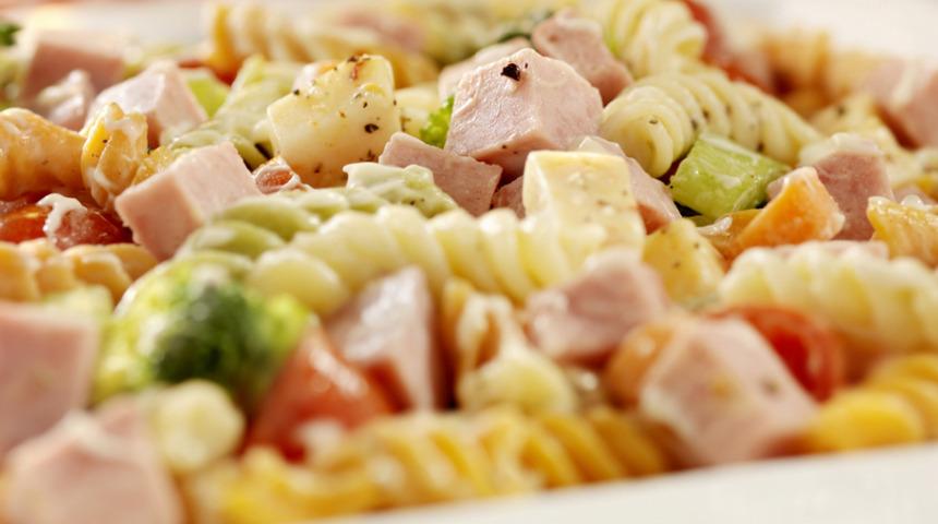 Öğle yemeğinizi yanınızda taşıyabilirsiniz! İşte birbirinden doyurucu ve pratik tarifler