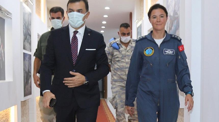 TSK'nın ilk kadın filo komutanı Yarbay Esra Özatay'ın yeni görevi belli oldu