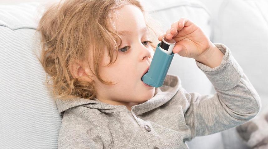 Çok eşya ve oyuncak astım habercisi