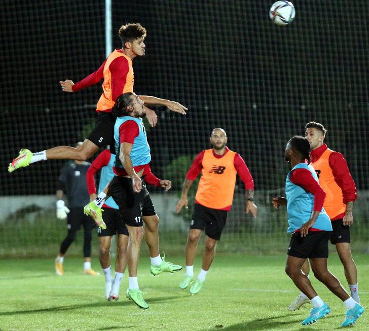 Antalyaspor, Sivas'ta ilk gol ve deplasman galibiyeti peşinde G2