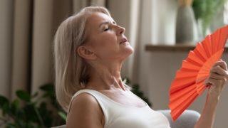 Her kadın yaşıyor! Menopoz döneminde nelere dikkat edilmeli?