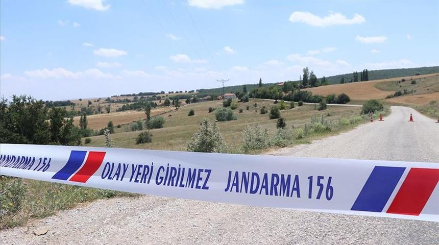 Cinayet esrarını koruyor