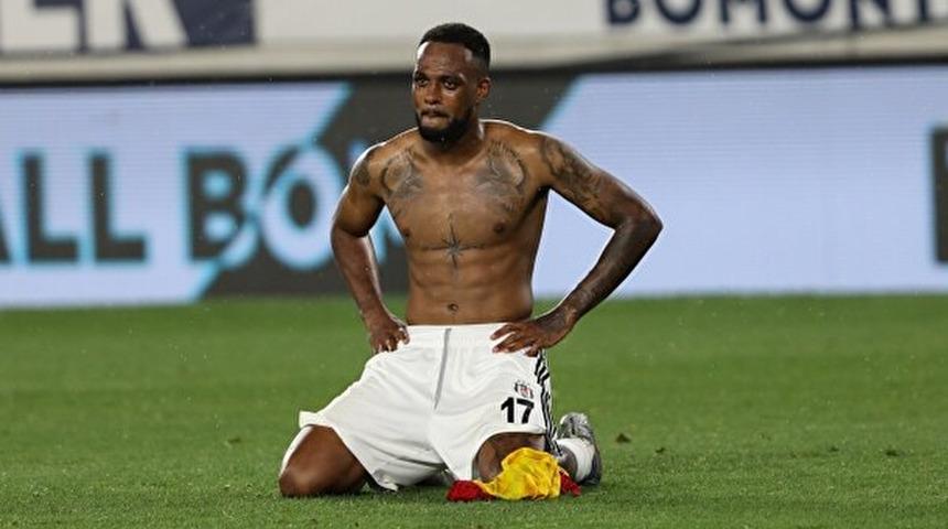 Cyle Larin: Beşiktaş olduğumuzu herkese göstereceğiz