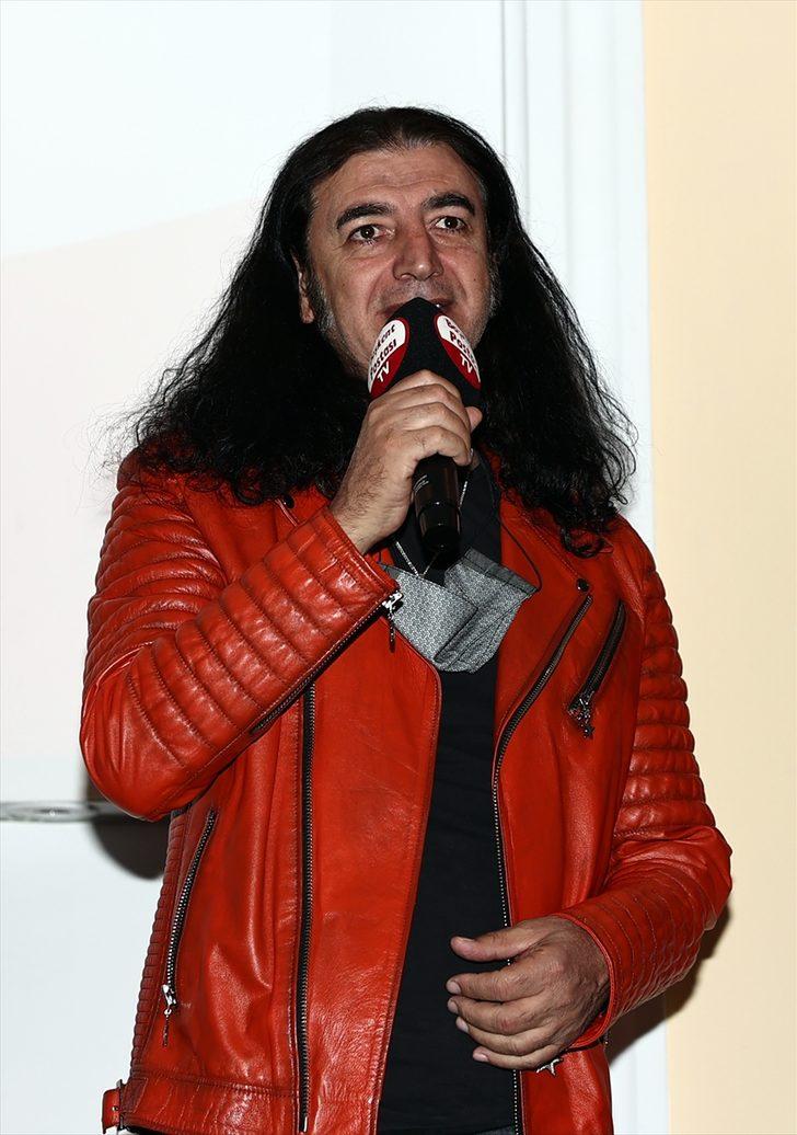 Merhamet ve Emek Ödülleri'nde 14 iyiliksevere plaket verildi G3