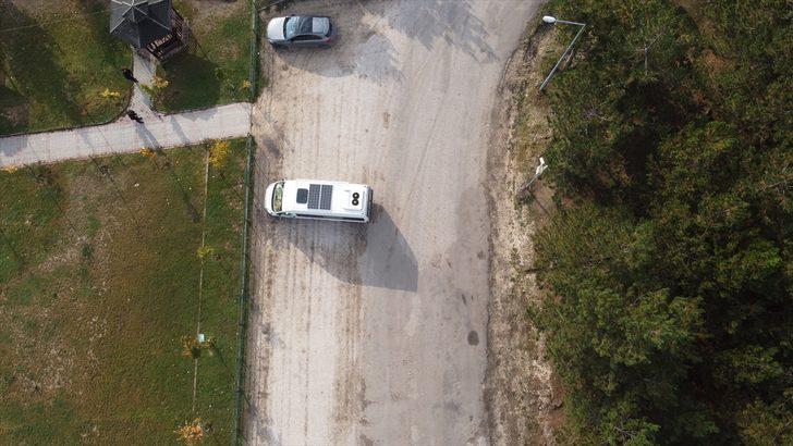 Kadınların toplumsal eşitliği için karavanıyla şehir şehir dolaşıyor G1