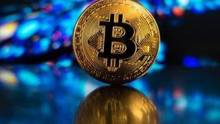 Bitcoin'de flaş gelişme! 62 bin dolar aşıldı