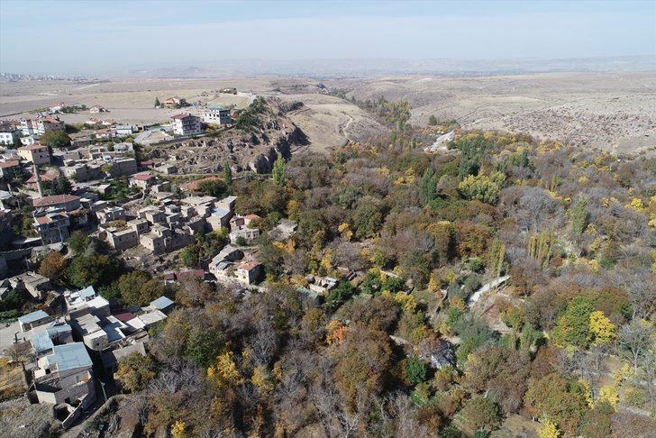 Kayseri'de sonbahar renkleri Gesi Bağları ve Koramaz Vadisi'ne ayrı güzellik kattı G3