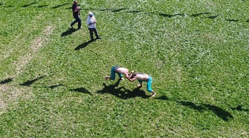 Köyde seçim bereketi