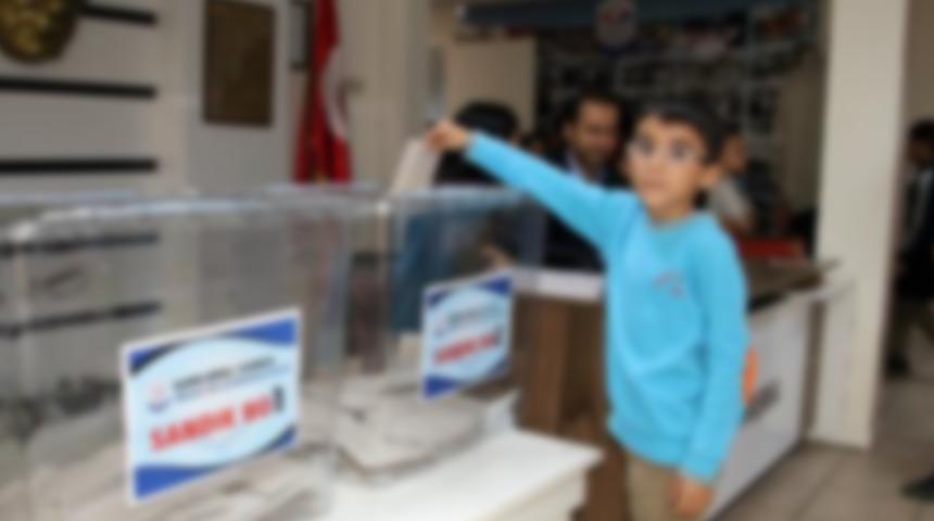 Genel seçim gibi okul seçimi