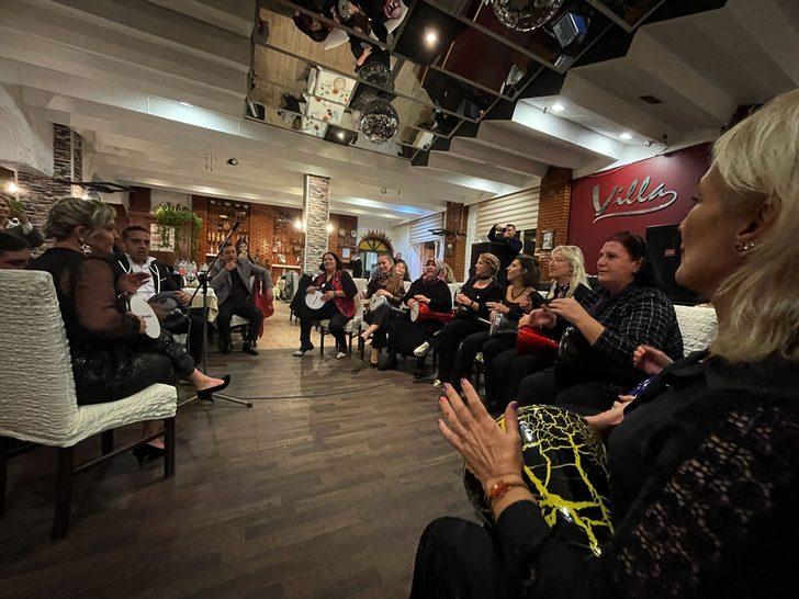 Edirne'de ev kadınlarının kurduğu ritim grubu ilk konserini verdi G2