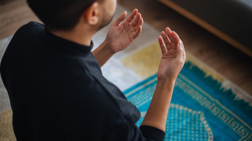 Regaip Kandili'nin anlam ve önemi nedir? Regaip Kandili'nde oruç tutulur mu?