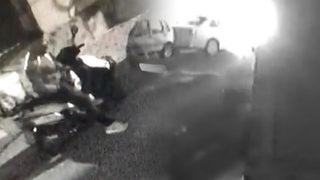 Eski nişanlı dehşeti! Önce tehdit etti sonra benzin döküp motosikletini yaktı