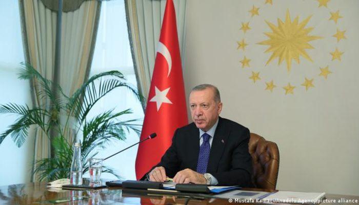 Erdoğan: F-16 teklifi ABD'den geldi