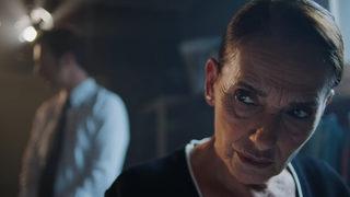 Camdaki Kız 16. yeni bölüm fragmanı yayınlandı! Nalan, aldatıldığını öğrenecek mi?