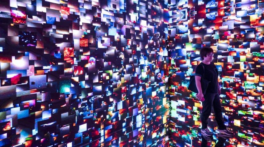 Metaverse: Facebook, 'kurgusal evren' inşası için 10 bin kişiyi işe almayı planlıyor