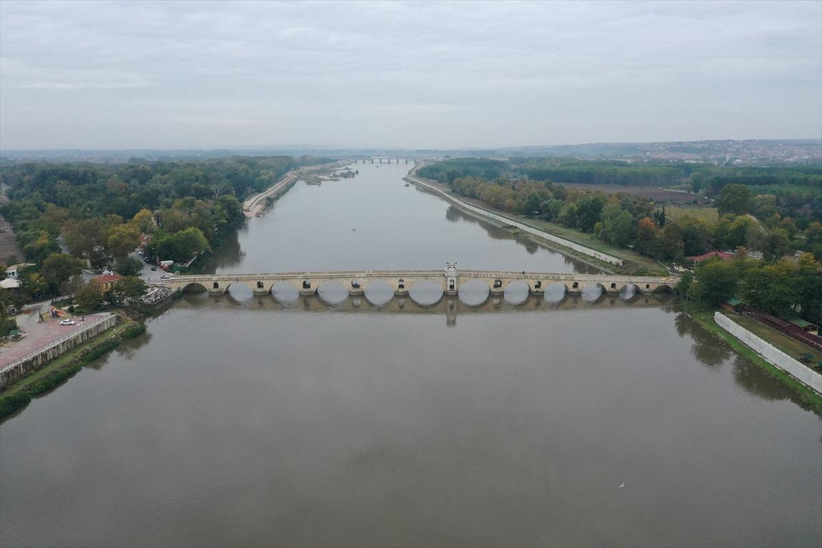Meri&ccedil; Nehri'nin debisi son yağışlarla 5 kattan fazla arttı