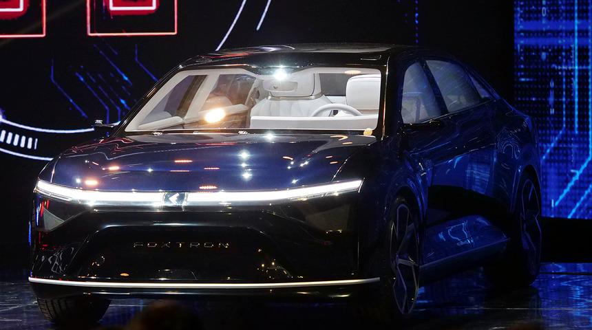 Elektrikli araç atılımı yapan Foxconn, üç araç tanıttı