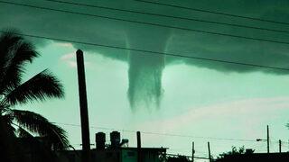 Küba'da su hortumu böyle görüntülendi