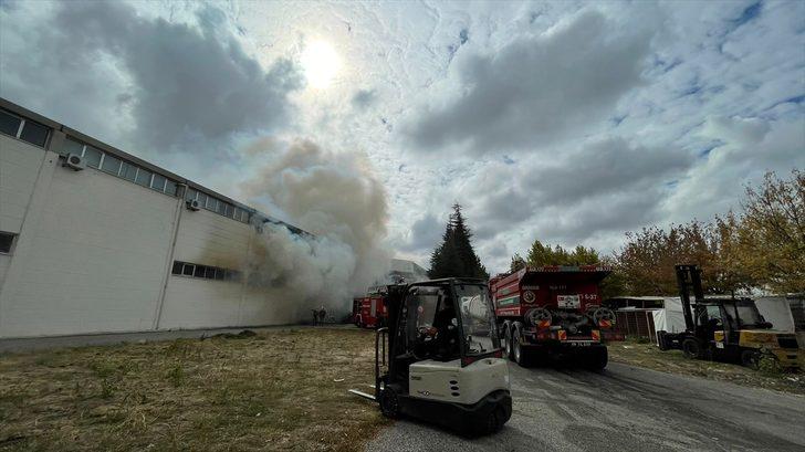 GÜNCELLEME - Eskişehir'de ambalaj fabrikasında çıkan yangın kontrol altına alındı G3