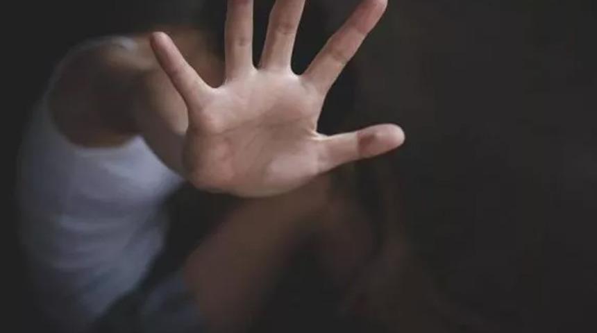 Karın ağrısıyla gitti iğrenç olay ortaya çıktı! 