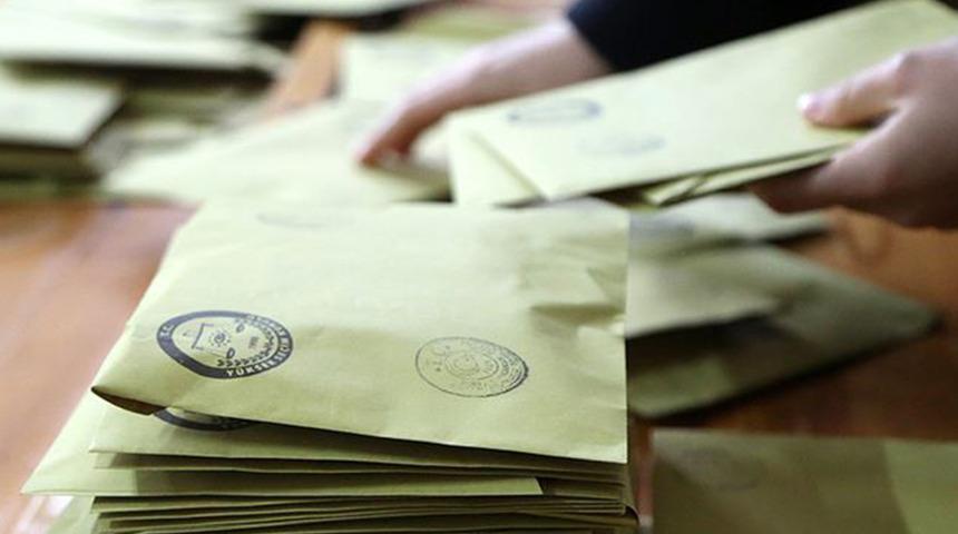 DİSK Başkanı Çelebi: Önce, seçim yasaları değişmeli