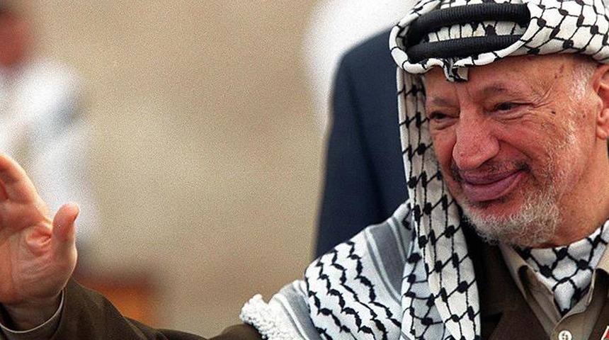 Arafat, seçim kararnamesini imzaladı