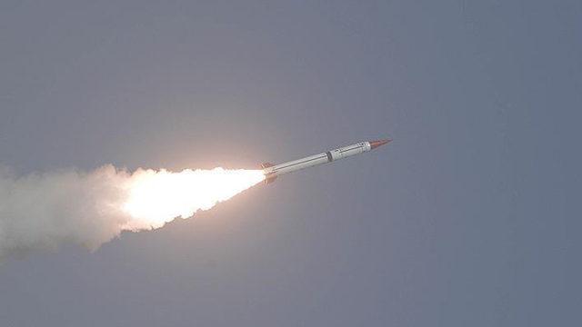 Japonya Başbakanı duyurdu! Kuzey Kore iki balistik füze denedi