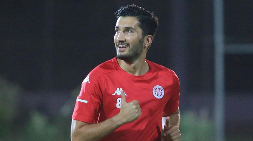 Nuri Şahin futbolculuk kariyerine noktayı koydu